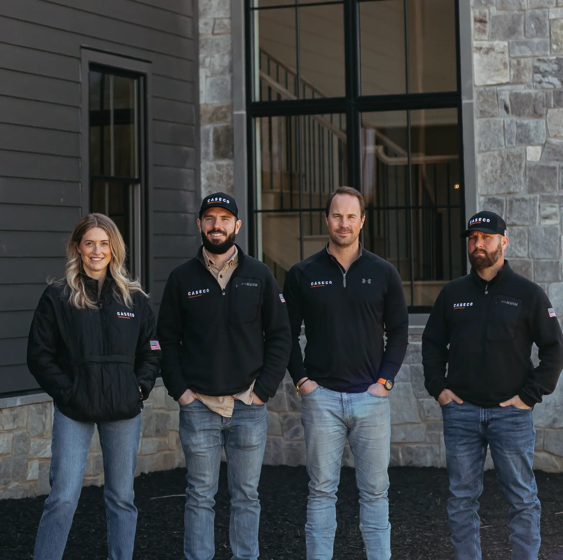 caseco-homes-virginia-custom-residential-contractor-team-fieldstone-veneer-siding